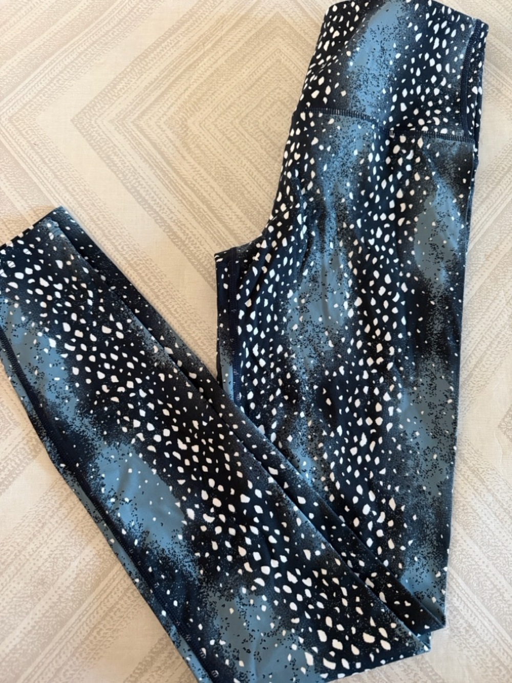 Varley Marina High Waist Leggings in Night Sky Blue & White Pattern Size XS